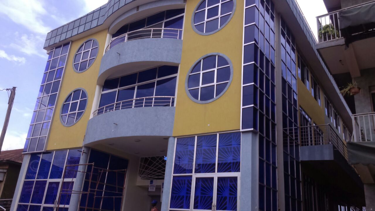 building contractor